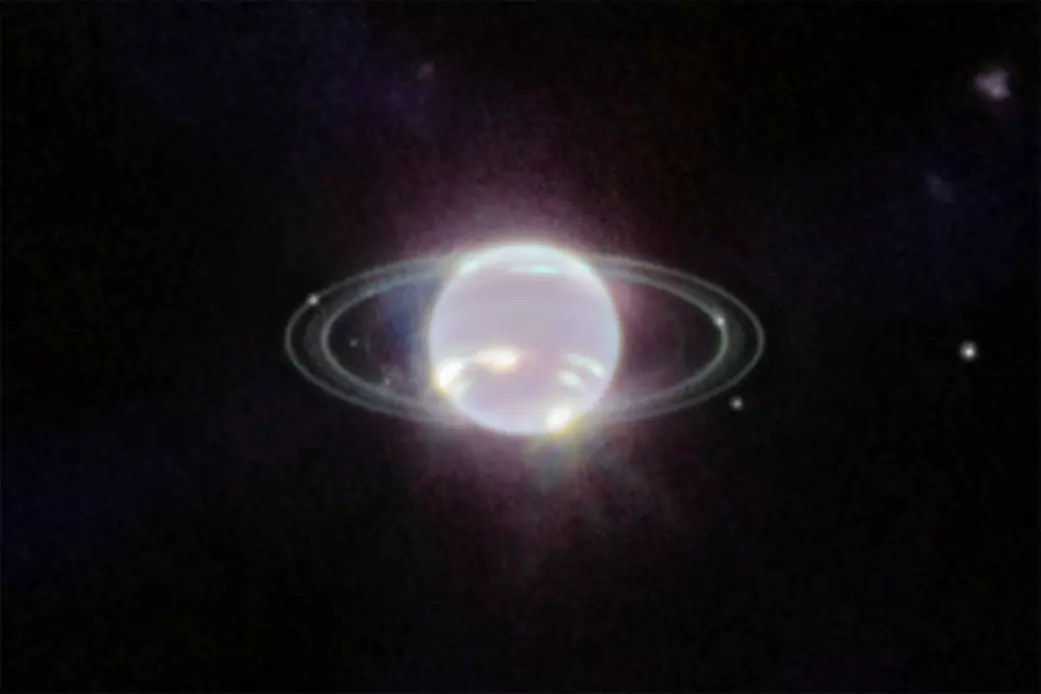 海王星星环红外照片
